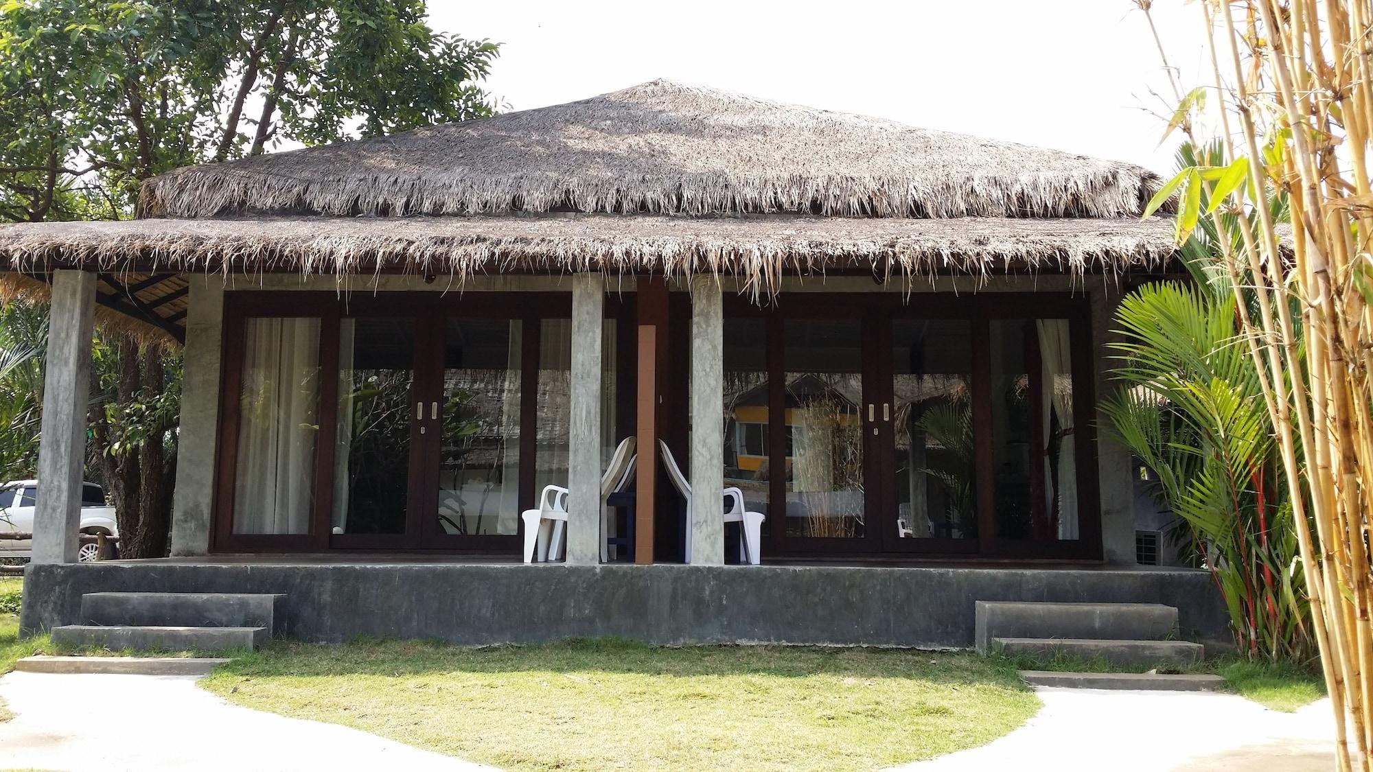 Nana Beach Hotel & Resort Pathiu Exterior photo