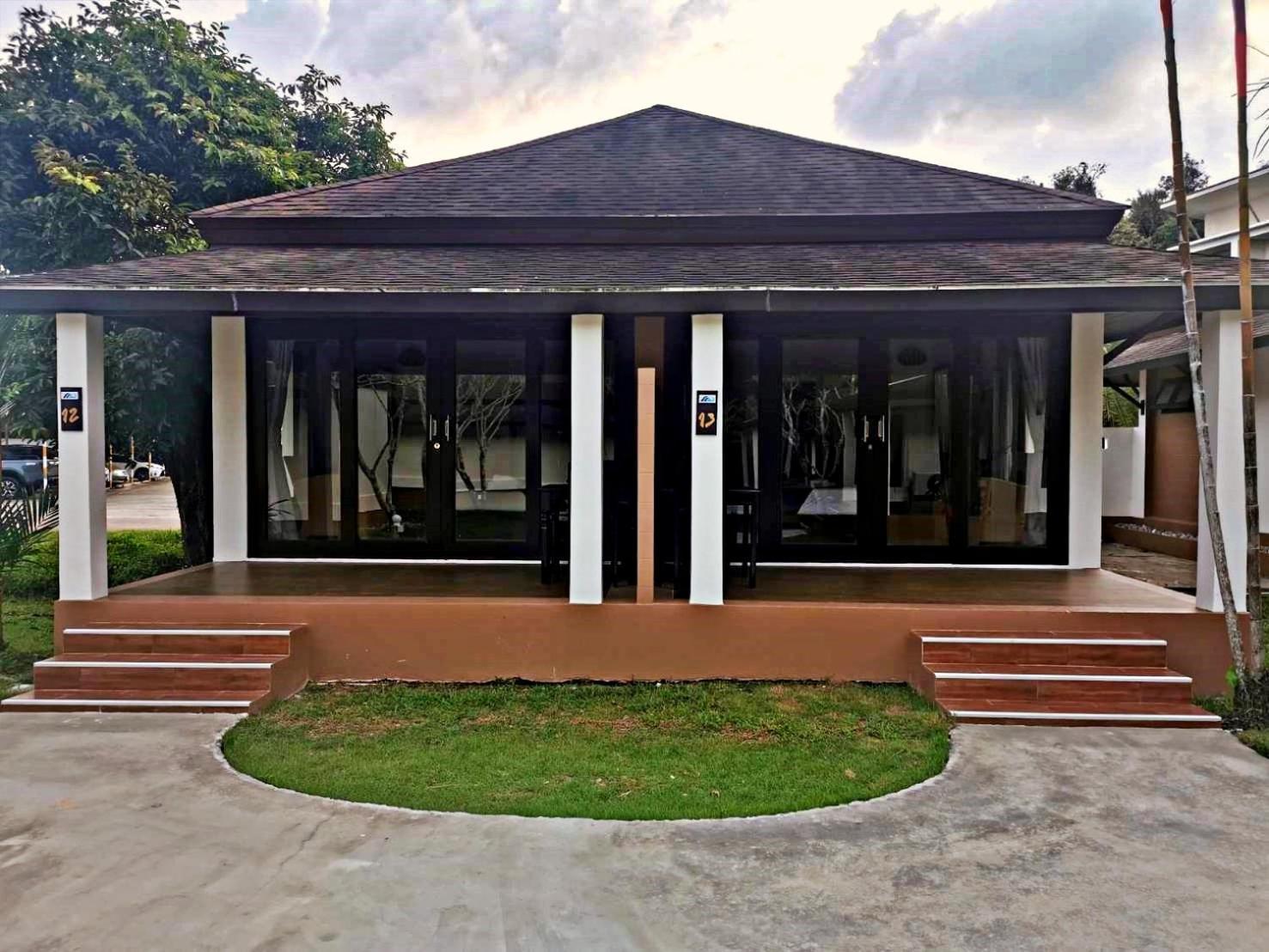 Nana Beach Hotel & Resort Pathiu Exterior photo